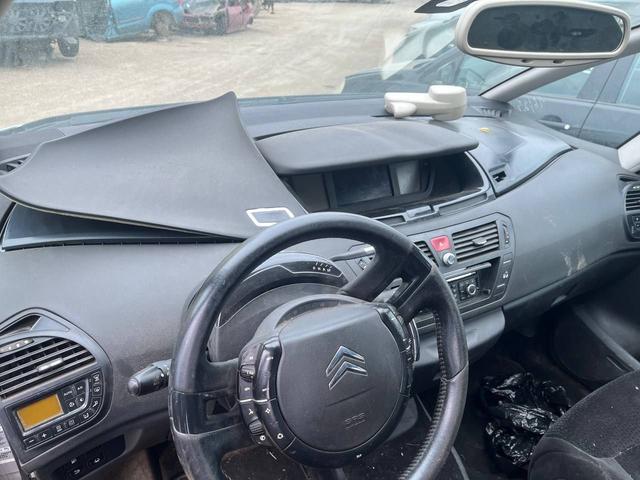 Панель передняя салона (торпедо) 2NLJ1Q Citroen C4 Picasso купить