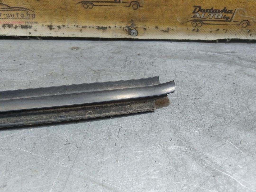 Молдинг стекла двери передней левой наружный S7L8WF Citroen Xsara Picasso - Фото 3