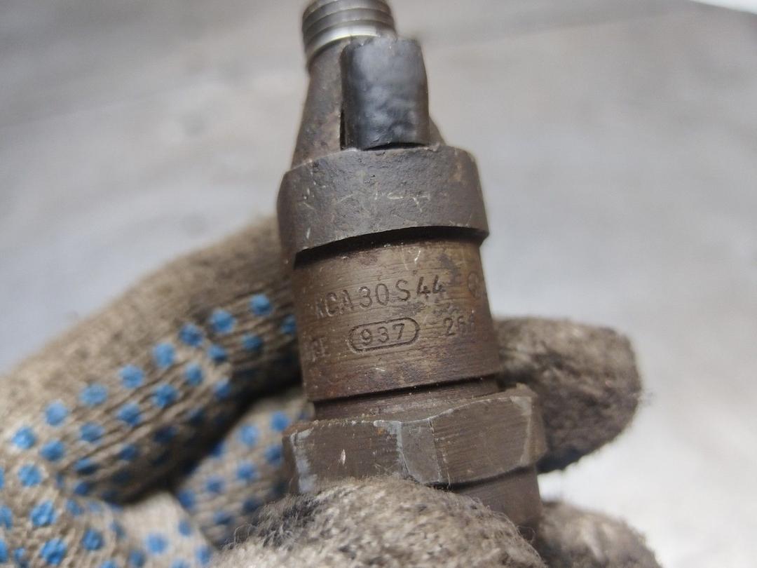 Форсунка 3T8YUS Volkswagen Transporter купить с доставкой