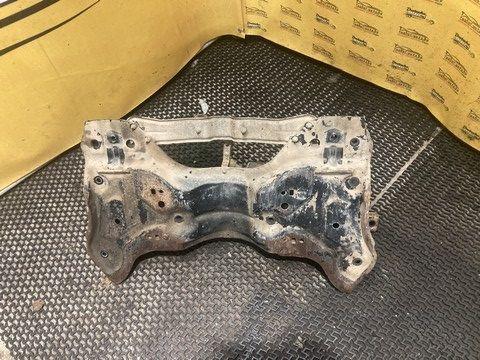 Балка подвески передняя (подрамник) Y0P6GF Peugeot 206 купить в магазине запчастей бу