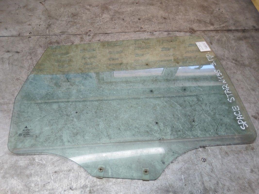 Стекло двери задней правой 93RNIS Mitsubishi Space Star - Фото 1