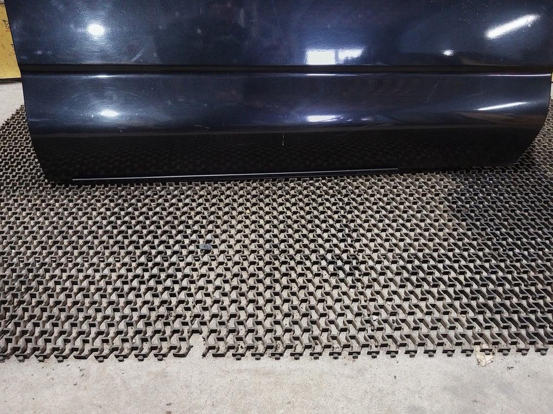 Дверь передняя правая UPMZ6O Mitsubishi Carisma купить с доставкой. Огромный выбор запчастей и марок авто. У нас есть практически все.