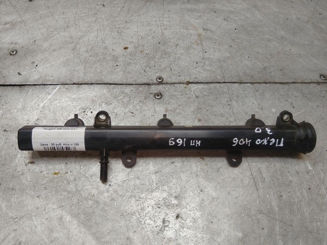 Топливная рампа UU1542 Peugeot 406