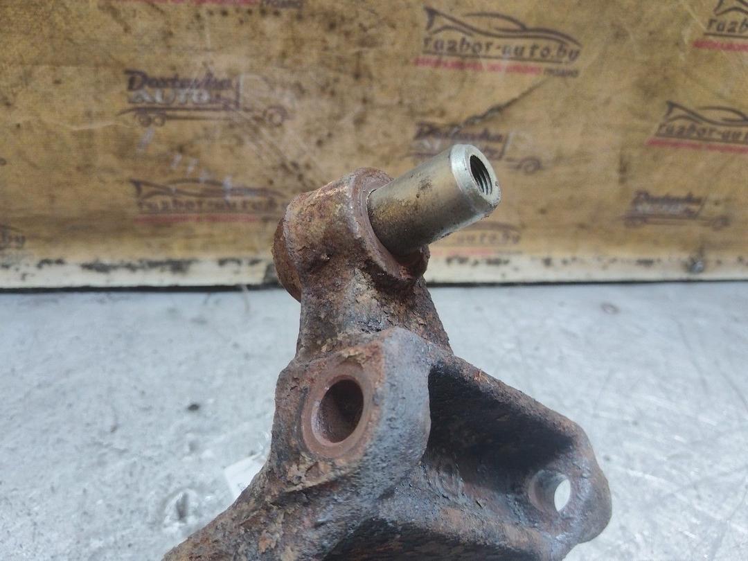 Кулак задний левый 8K1727 Mazda Xedos 6 - Фото 5