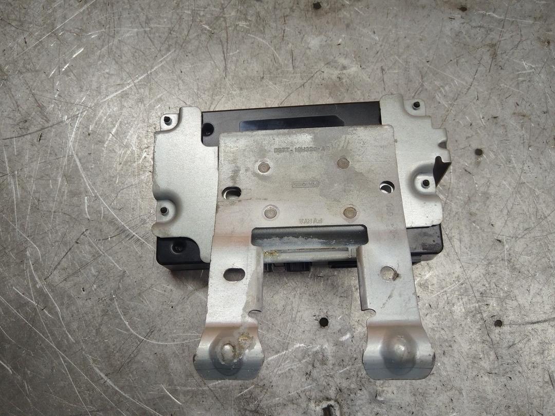 Блок навигации LUQ3T9 Ford Fusion купить в магазине запчастей бу