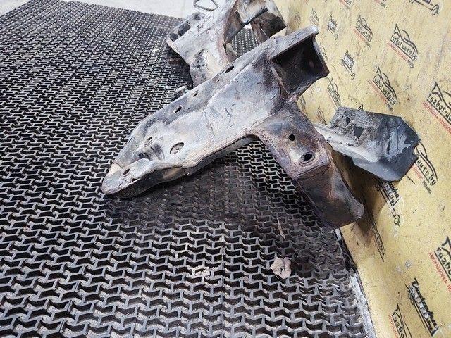 Балка подвески передняя (подрамник) Z6ZO5E Mitsubishi Carisma купить в магазине запчастей бу