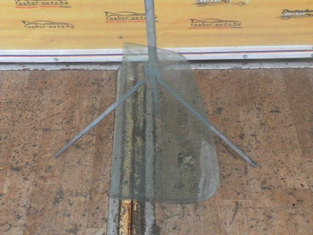 Стекло двери задней правой 2HLUYU Volkswagen Golf купить на авторазборке