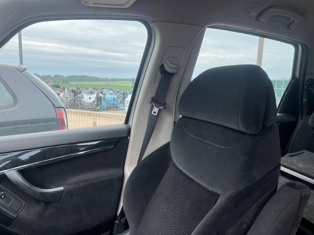 Ремень безопасности передний правый 7MGVLS Citroen C4 Picasso