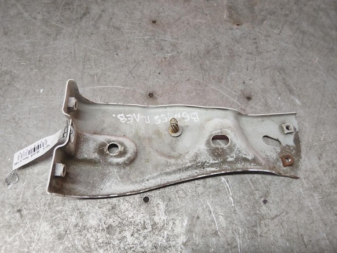 Кронштейн крепления крыла переднего левого UC9ZSJ Volkswagen Passat купить