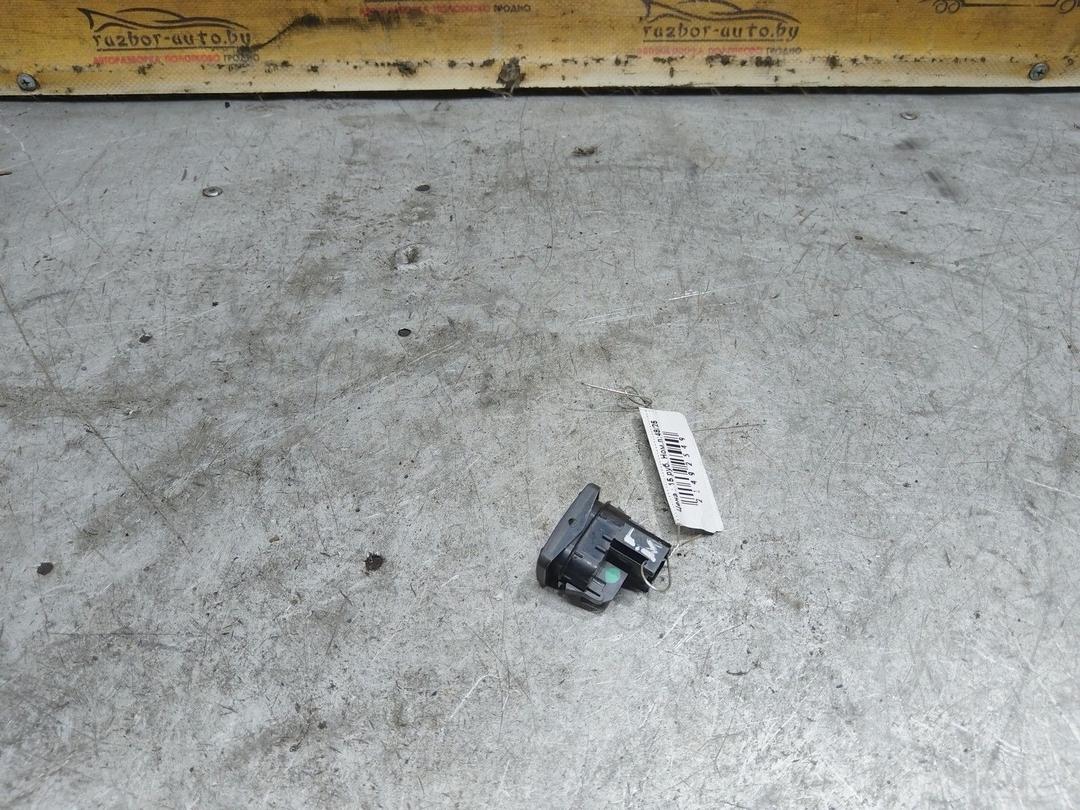 Кнопка стеклоподъемника заднего левого LIXL7N Ford Galaxy купить