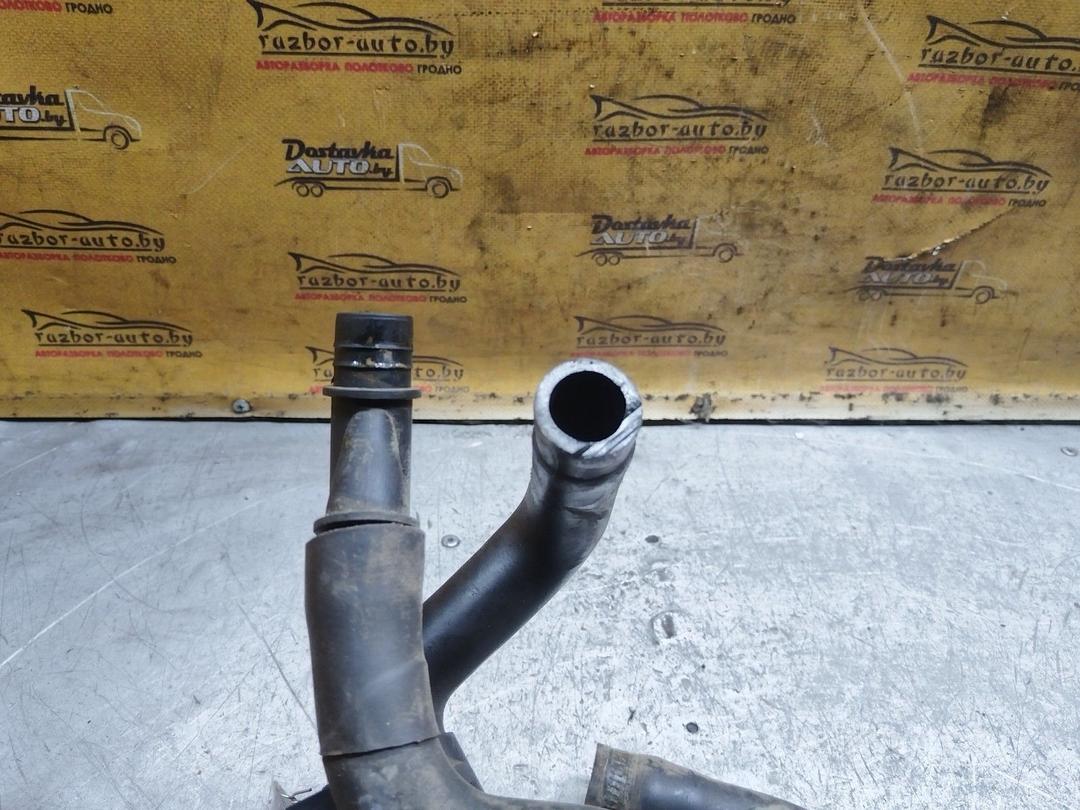 Патрубок вентиляции картера P9LYKD Peugeot 405 купить в магазине запчастей бу