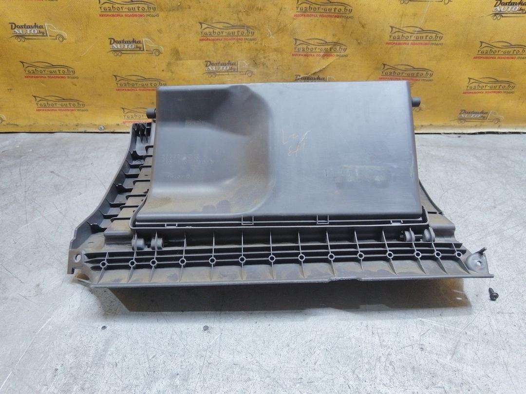 Бардачок RIMRYM Toyota Corolla купить на авторазборке