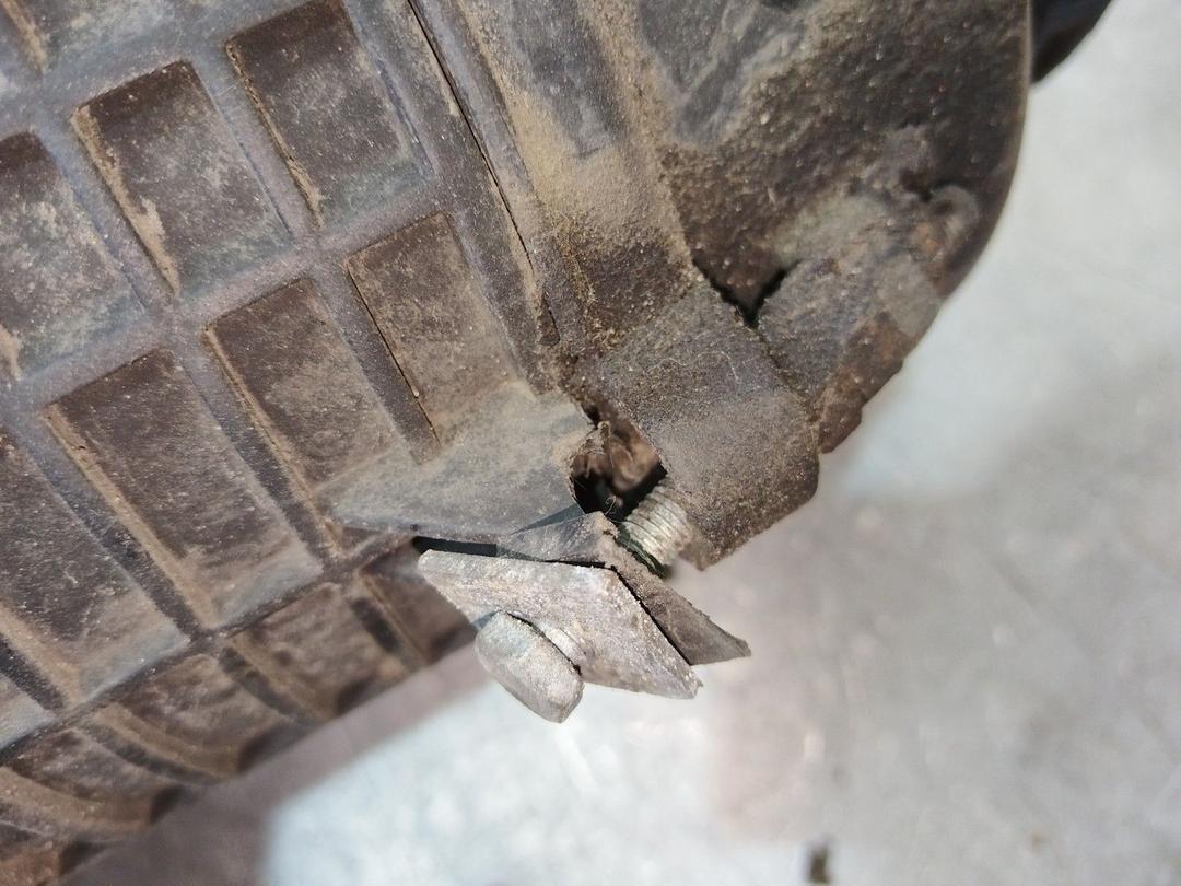 Корпус воздушного фильтра FIXOF9 Renault Safrane undefined