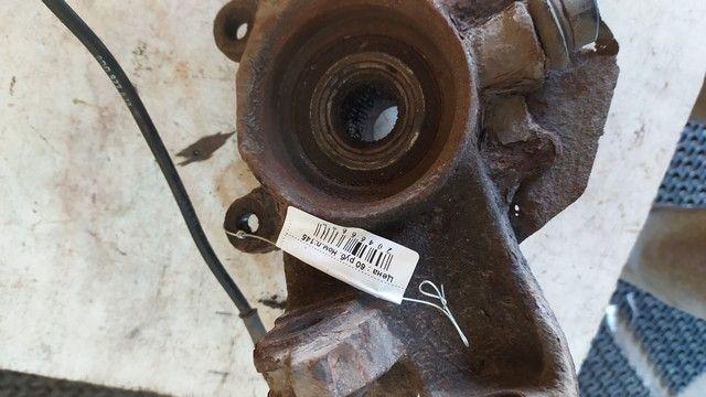 Кулак поворотный правый FM0JQC Audi A4 купить в магазине запчастей бу