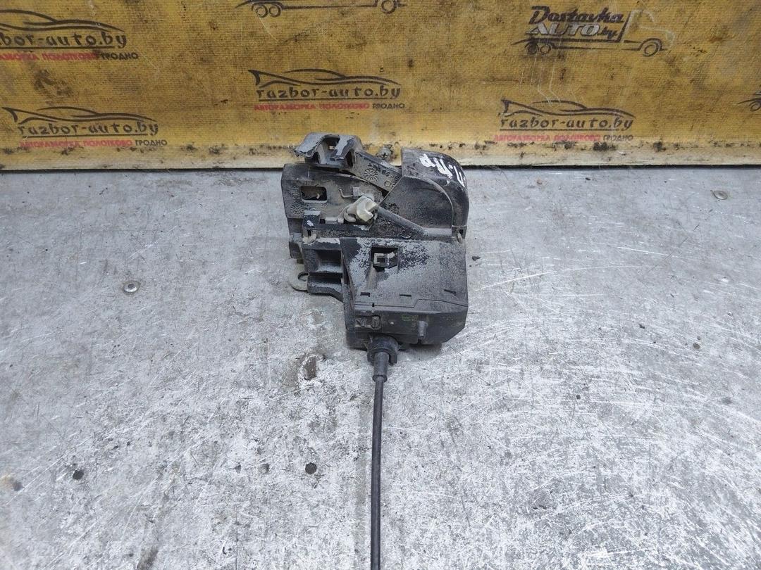 Замок двери передней правой VSDO73 Renault Scenic купить на авторазборке