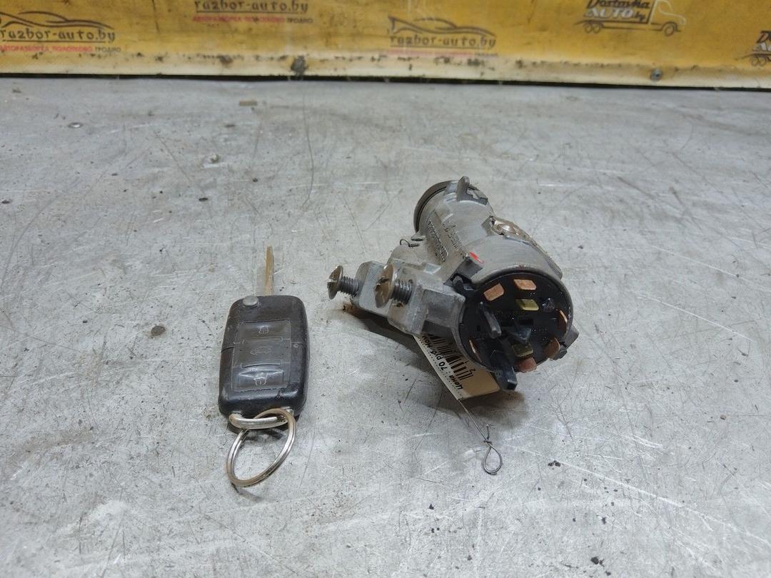 Замок зажигания W70XGM Volkswagen Passat купить с доставкой