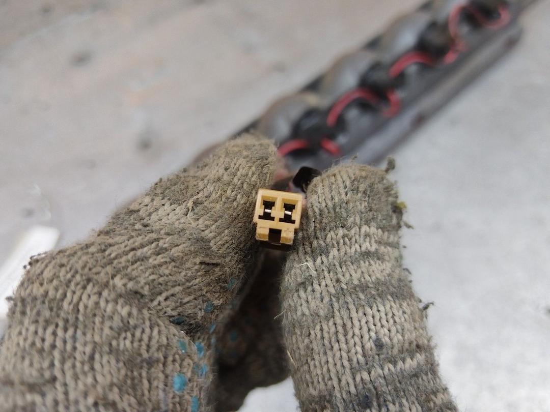 Стоп-сигнал F0C54U Nissan Almera купить в магазине запчастей бу