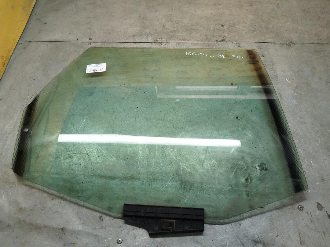 Стекло двери задней правой LK6396 Audi 100