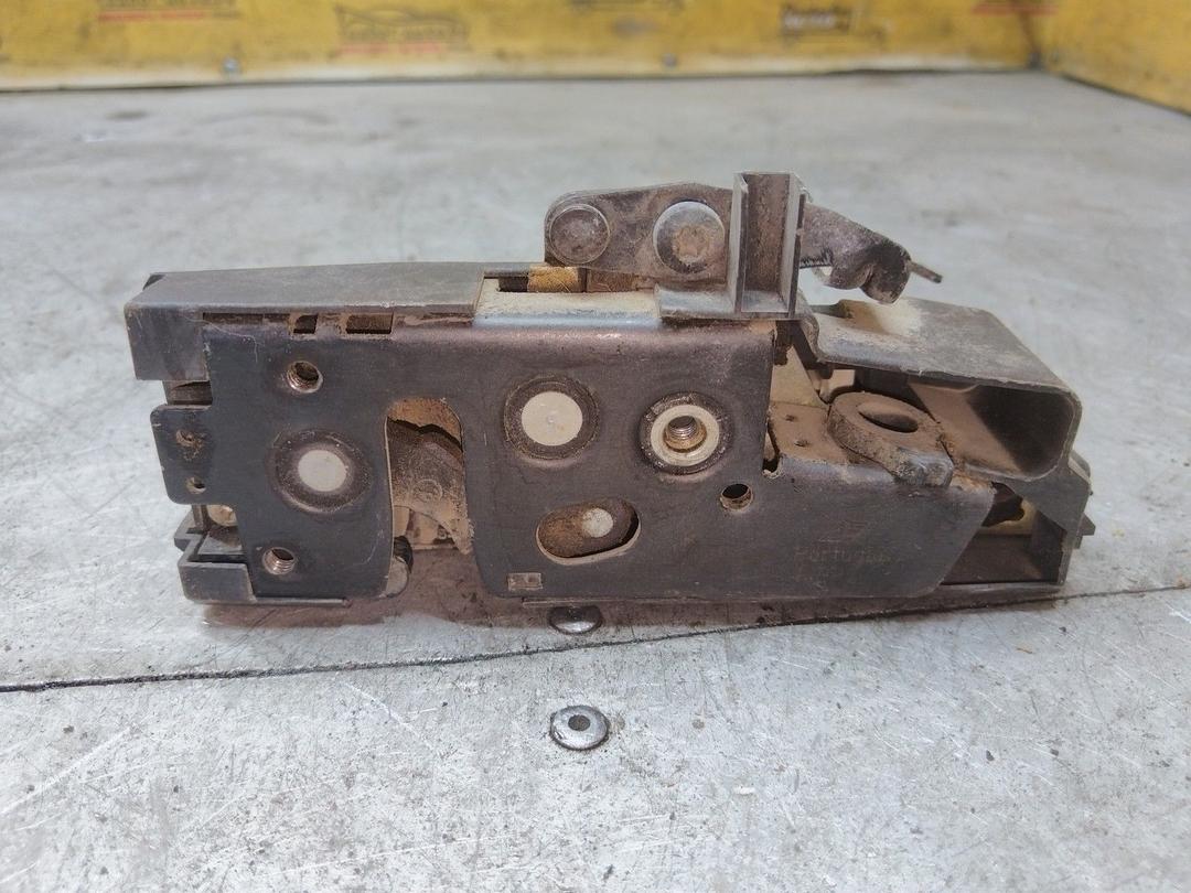 Замок двери задней левой 0H689Y Seat Alhambra - Фото 1