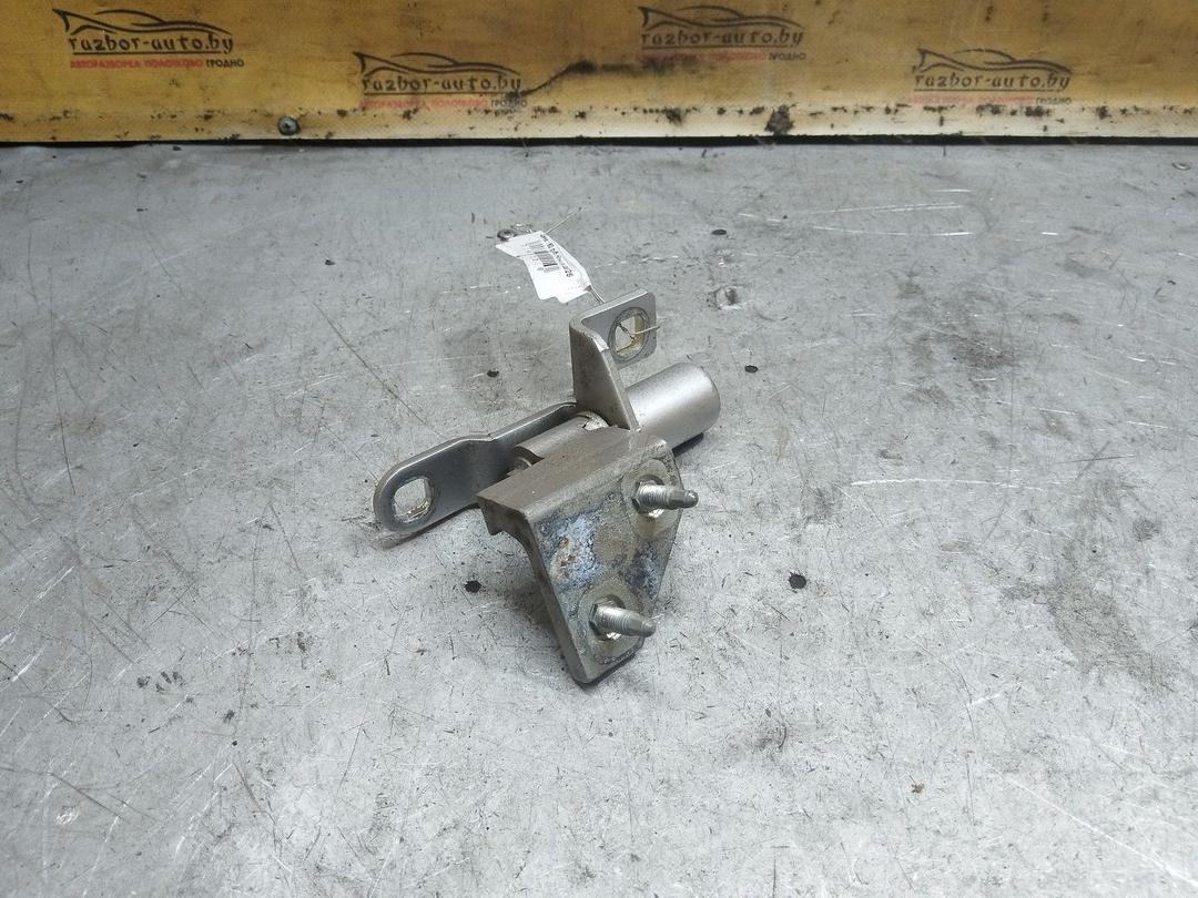 Петля двери задней левой CWMPVN Ford Mondeo купить в магазине запчастей бу