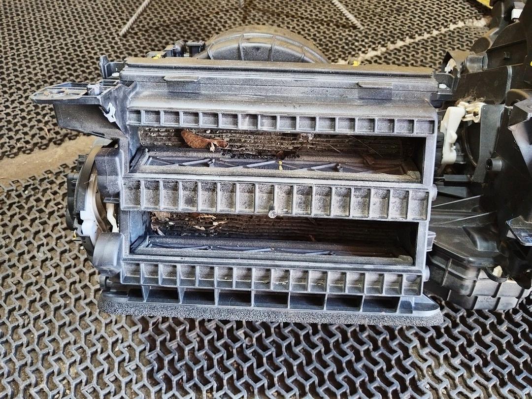 Моторчик заслонки печки ESRH0G Ford Fusion купить