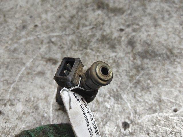 Форсунка G0F663 Seat Alhambra купить в магазине запчастей бу