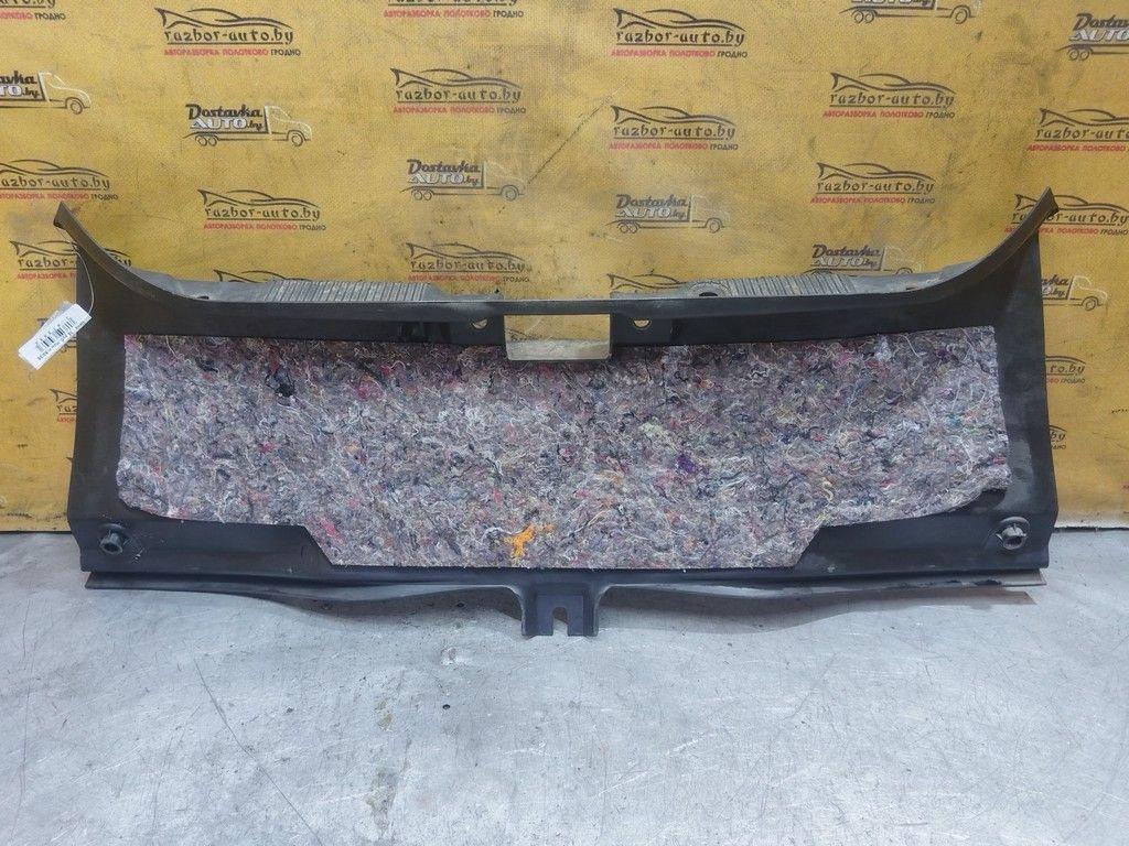 Накладка замка багажника R8Q0UJ Fiat Linea - Фото 4