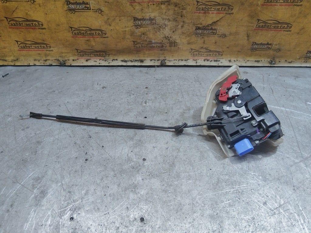 Замок двери передней правой 8U72FR Volkswagen Jetta - Фото 1