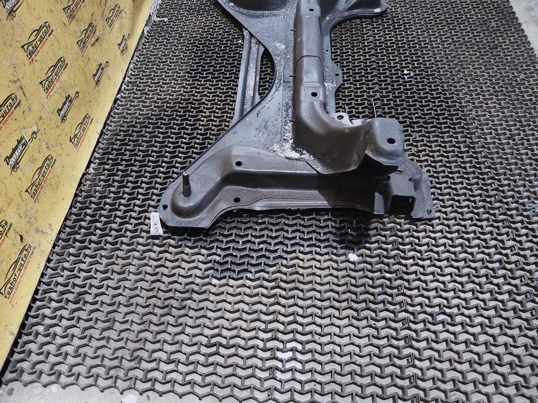 Балка подвески передняя (подрамник) CEYX8N Peugeot 405 купить с доставкой