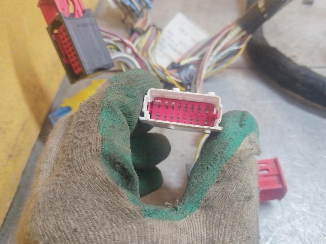 Проводка салона 8FQQD1 Citroen C4 купить с доставкой