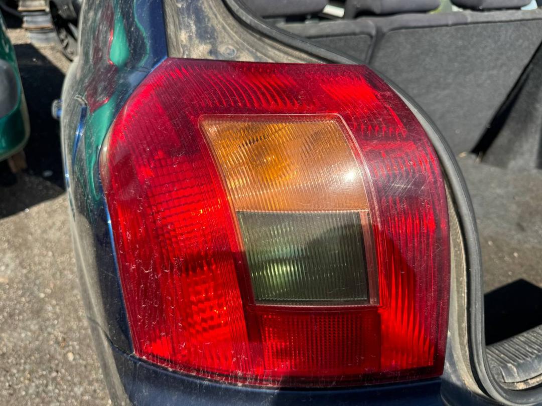 Фонарь задний левый J3ISAP Toyota Corolla купить