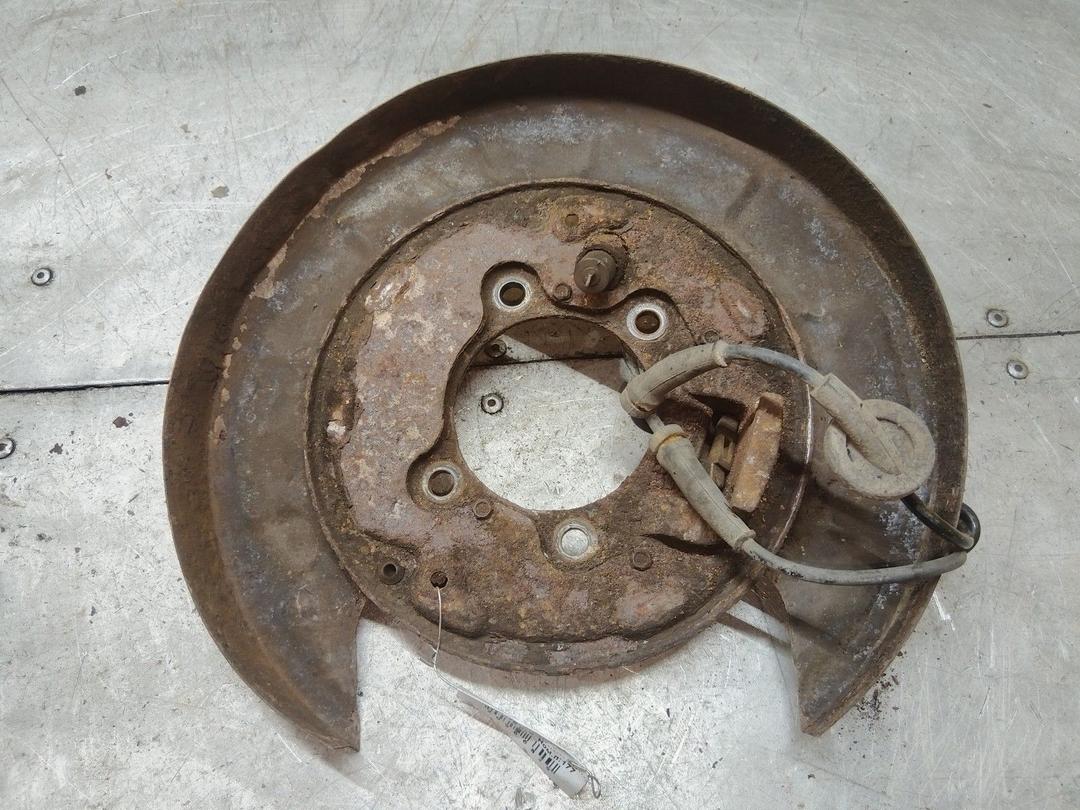 Кожух защитный тормозного диска V94TH0 Hyundai Trajet купить