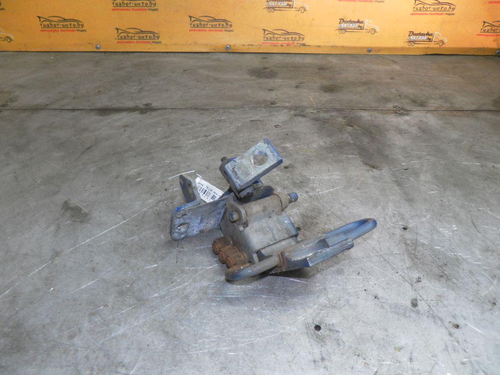 Петля двери передней правой G7LQIK Volkswagen Golf купить