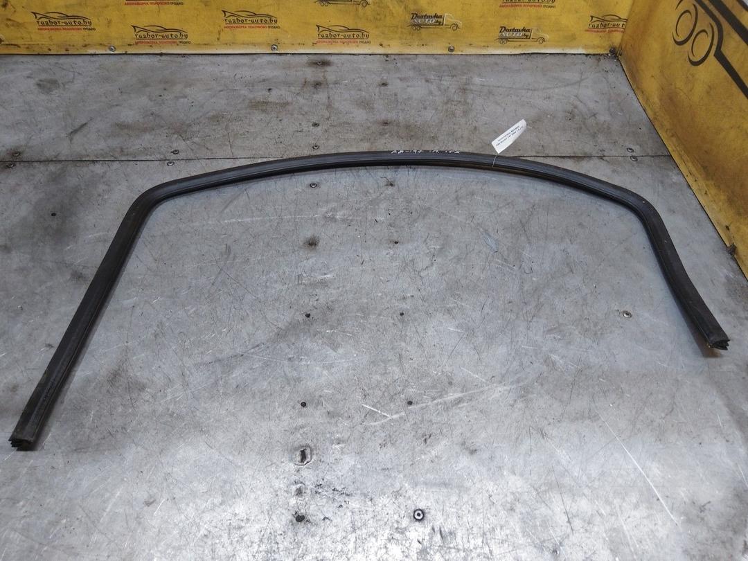 Уплотнитель B8XS9W Alfa Romeo 147 - Фото 1