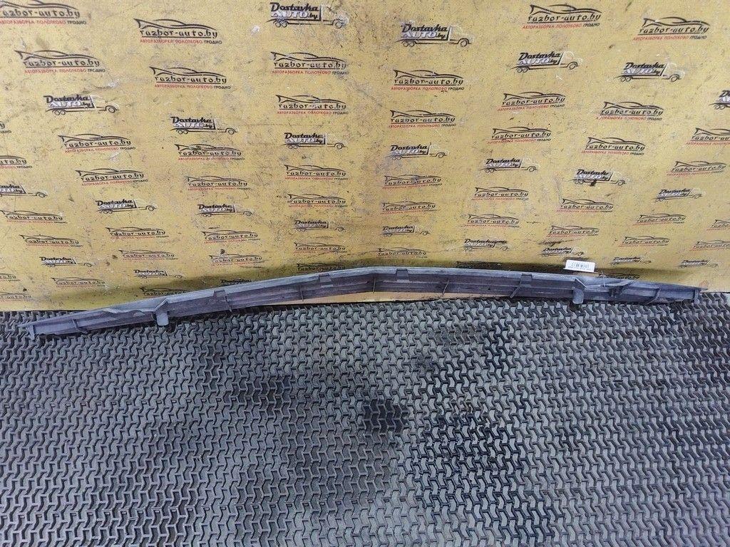 Заглушка (решетка) в бампер передний NUVMA6 Audi 100 - Фото 2