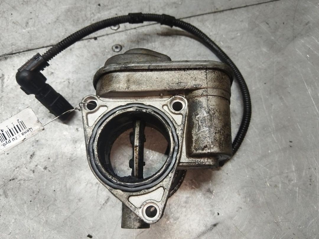 Заслонка дроссельная U17J6D Volkswagen Golf - Фото 6