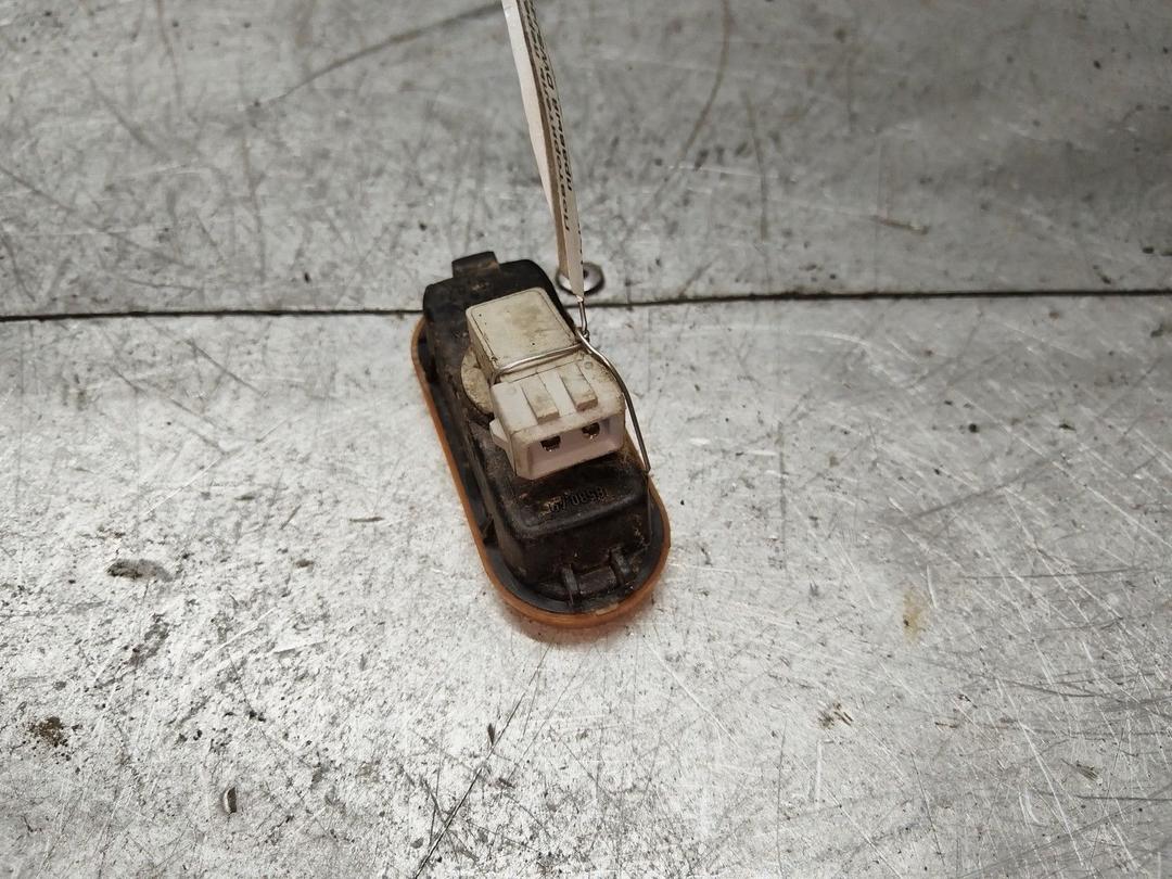 Повторитель передний правый DWSJ4G Volkswagen Sharan купить