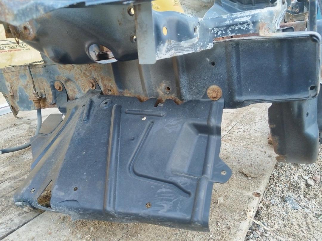 Передняя панель крепления облицовки (телевизор) KR0722 Mitsubishi Carisma undefined