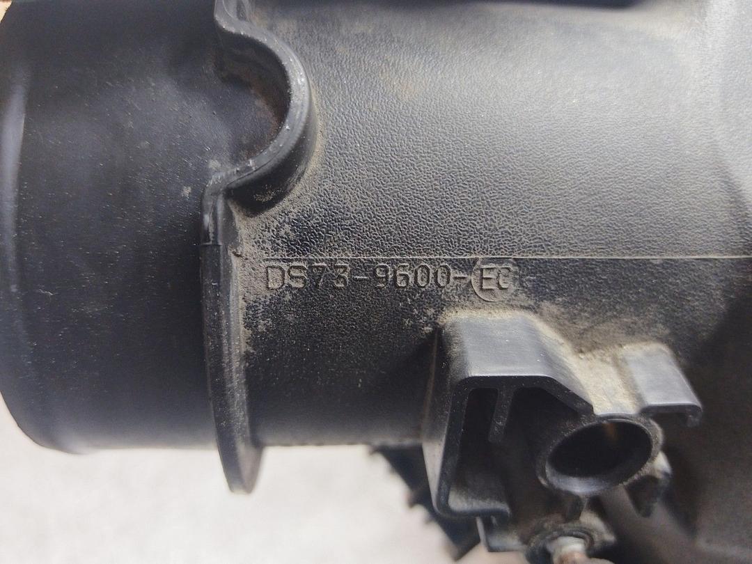 Корпус воздушного фильтра QZLLQS Ford Fusion undefined