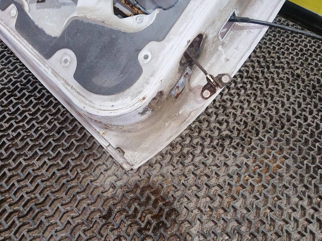 Дверь задняя левая CHI28N Peugeot 306 undefined