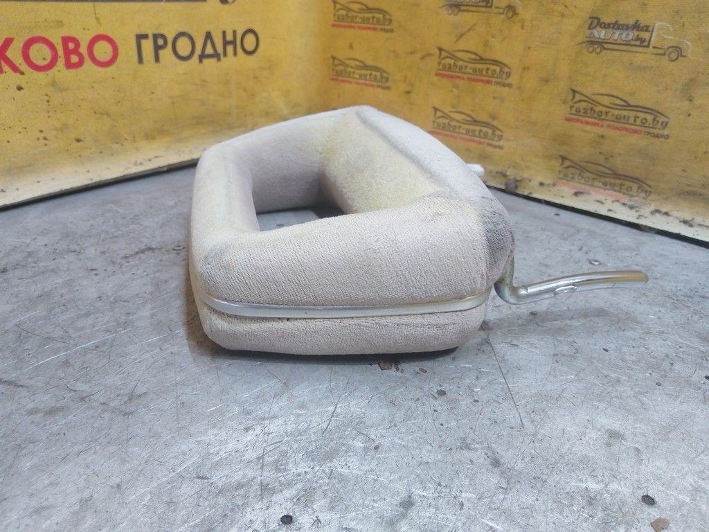 Подголовник II42M4 Audi 100 - Фото 4