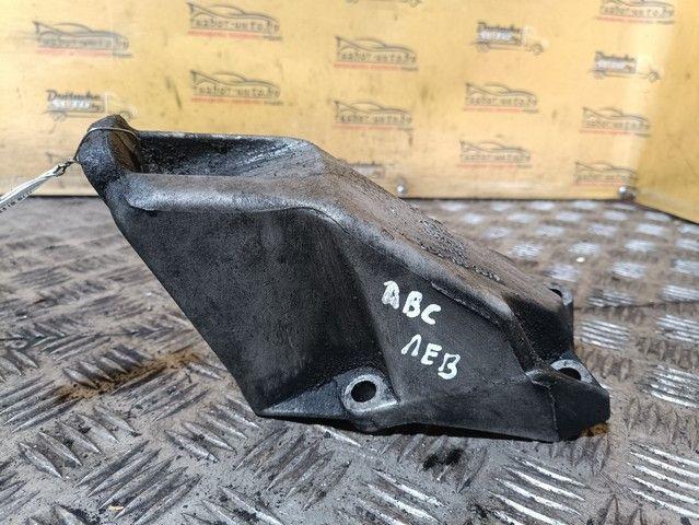 Кронштейн двигателя E4W5R1 Volkswagen Passat купить с доставкой