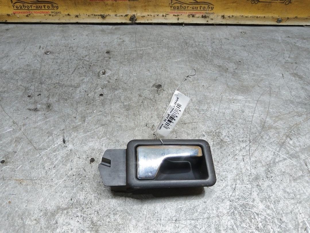 Ручка внутренняя задняя правая D4FJW9 Audi 100