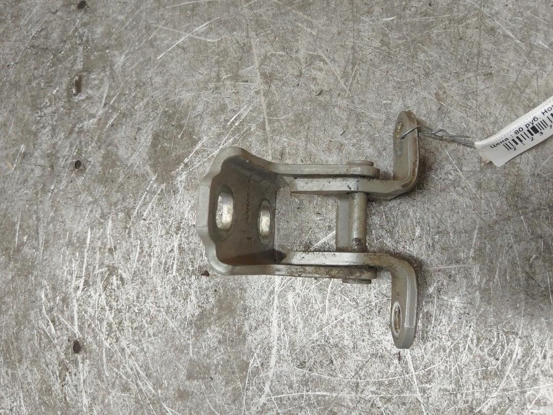 Петля двери передней левой EJ2RF9 Saab 9-3 купить на авторазборке