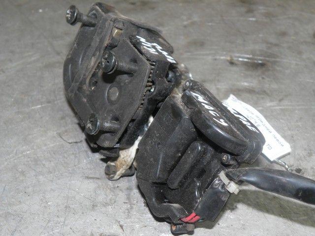 Замок двери передней левой HZ27KE Mazda Premacy купить в магазине запчастей бу