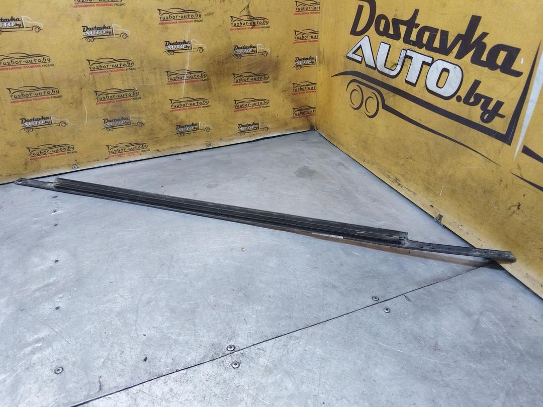 Молдинг стекла двери задней правой наружный 0114F9 Renault Scenic RX4 купить в магазине запчастей бу