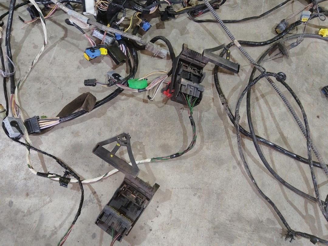 Проводка салона U8WHPO Renault Laguna undefined