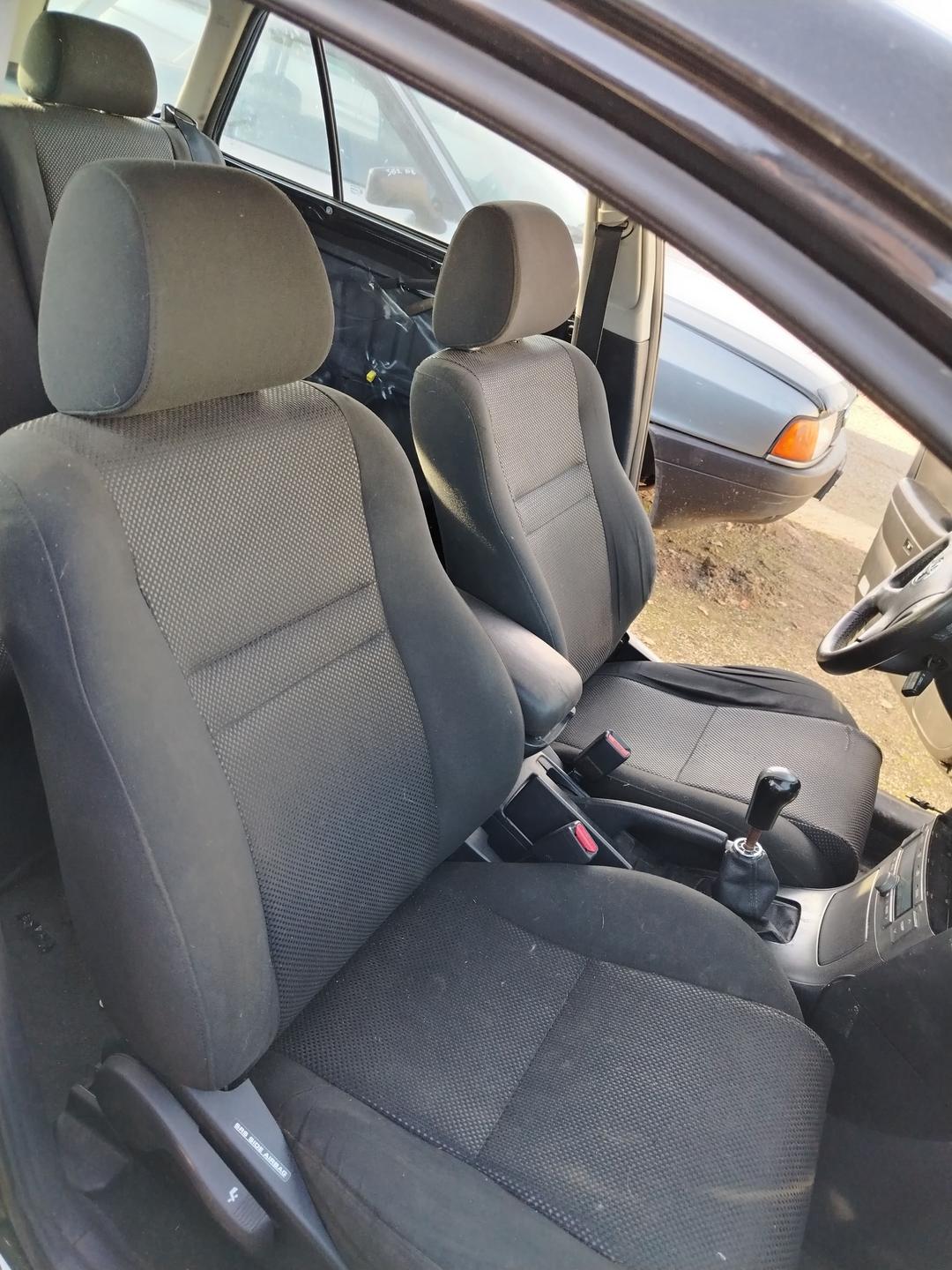 Салон (комплект сидений) 5T4E65 Toyota Avensis - Фото 5