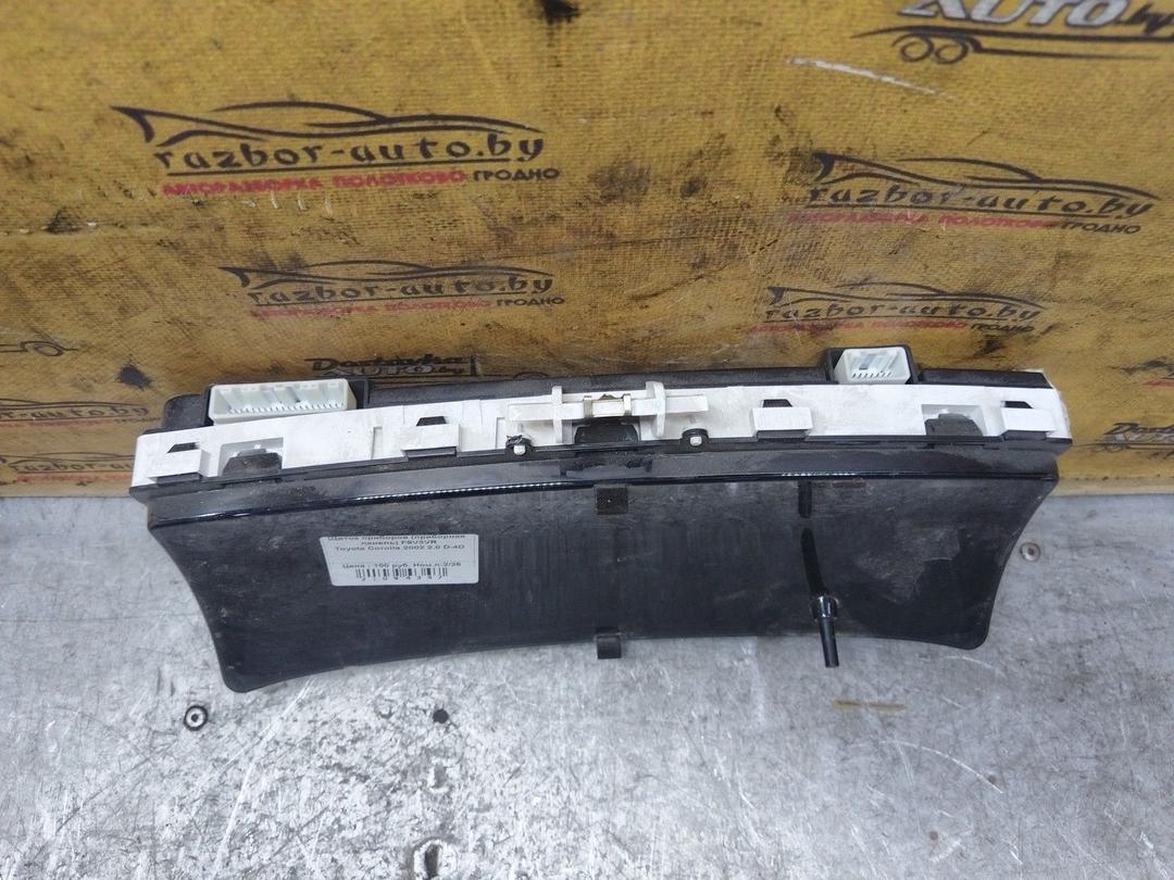 Щиток приборов (приборная панель) F9V3VR Toyota Corolla купить
