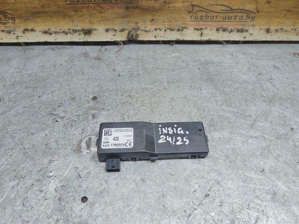 Блок управления центральным замком DZ11RZ Opel Insignia - Фото 1